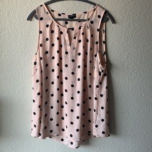 Torrid polka dot metal keyhole georgette tank 1x